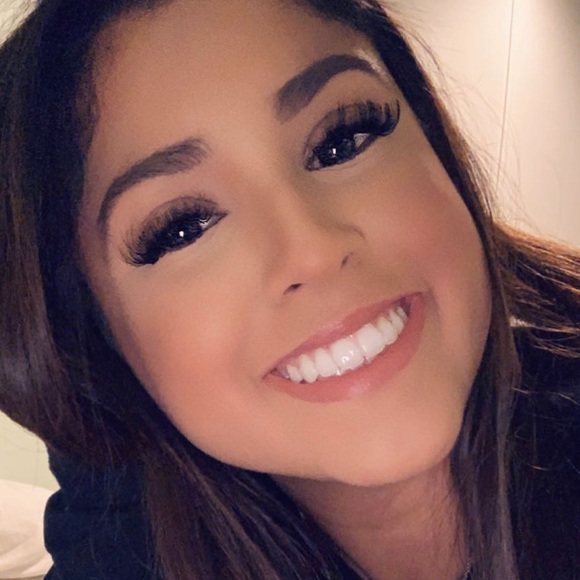 Meet your Posher, Betsy - Picture 1 of 1